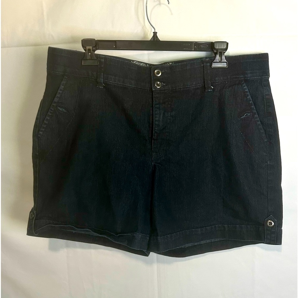 Gloria Vanderbilt Jean Shorts
